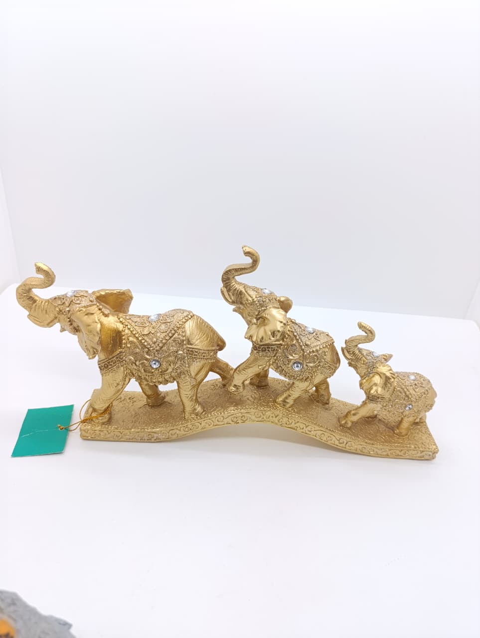 Hədiyyə aləmi - Heykəl - H2011