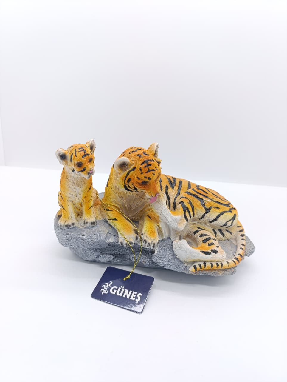 Hədiyyə aləmi  - Heykəl  - H2012