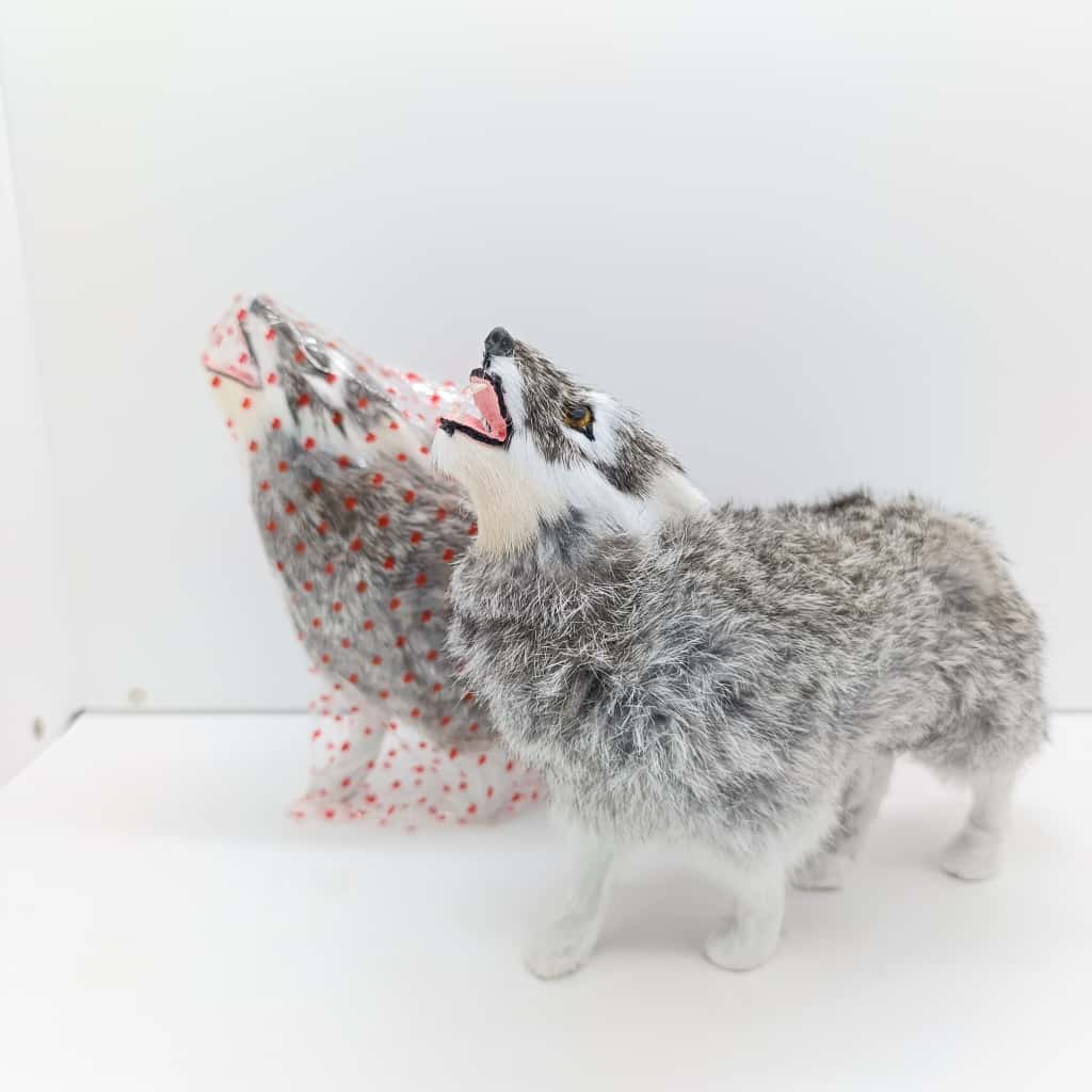 Pen-lux - Furry wolf toy - B7069-2
