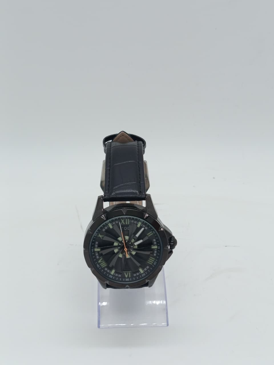 Maqnit  - Qol saatı - B2013